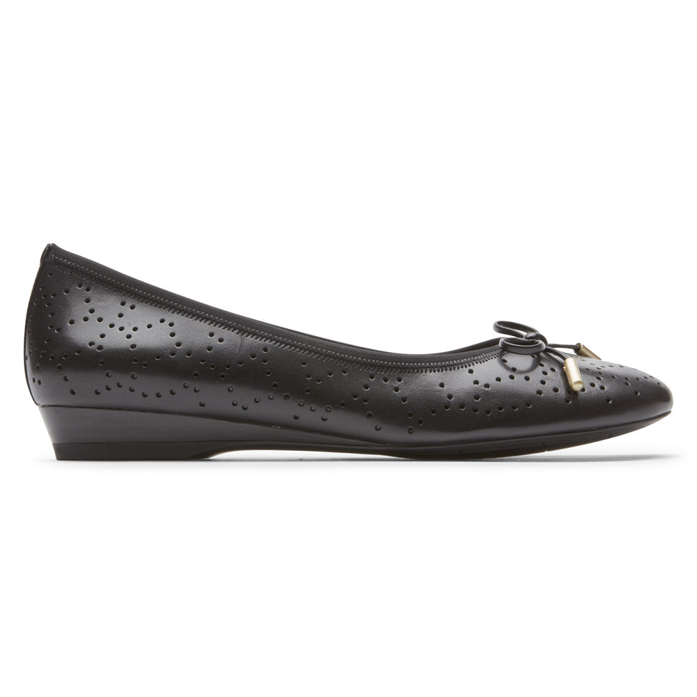 Rockport Flats For Womens Black - Total Motion Shea Perforated Bow - ZW0469853